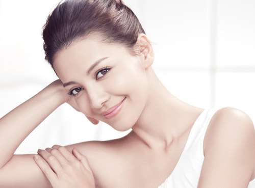 Làn da trắng mịn, không còn nỗi lo về mụn và sẹo